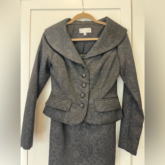 BADGLEY MISCHKA Black 2-Piece Evening:Cocktail Suit Excellent Condition SZ 2 - Picture 1 of 7